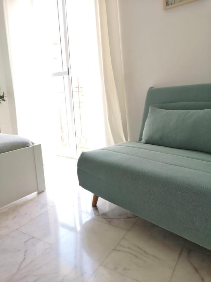 Acogedor Estudio En El Centro Historico De Malaga Apartment Екстериор снимка